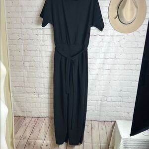 Chic Black Jumpsuit with Belt